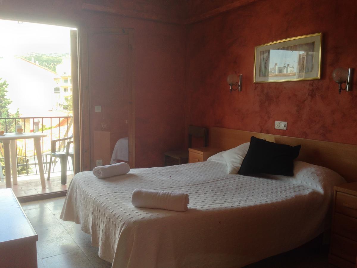 Hostal La Marina Платья-де-Аро Экстерьер фото